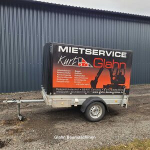 Anhänger mit Plane 750kg